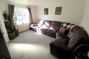 Living Room- click for photo gallery